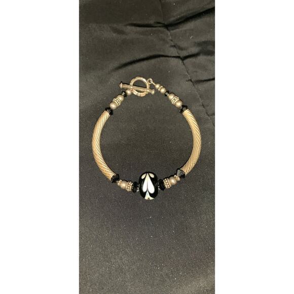 Vintage Whimsygoth Fairygoth Cable Toggle Closure Painted Glass Bead Bracelet - Picture 2 of 6